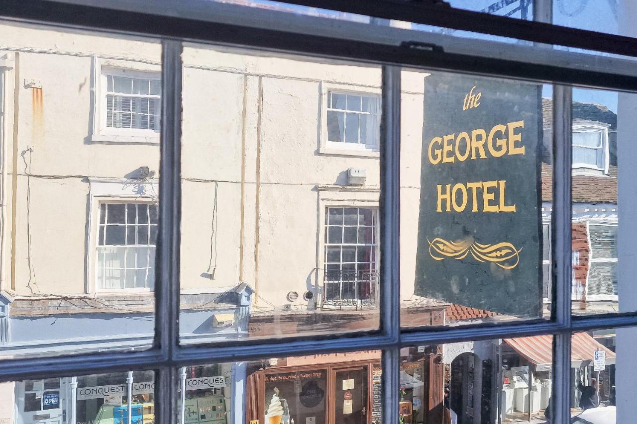 The George Hotel Battle Bagian luar foto