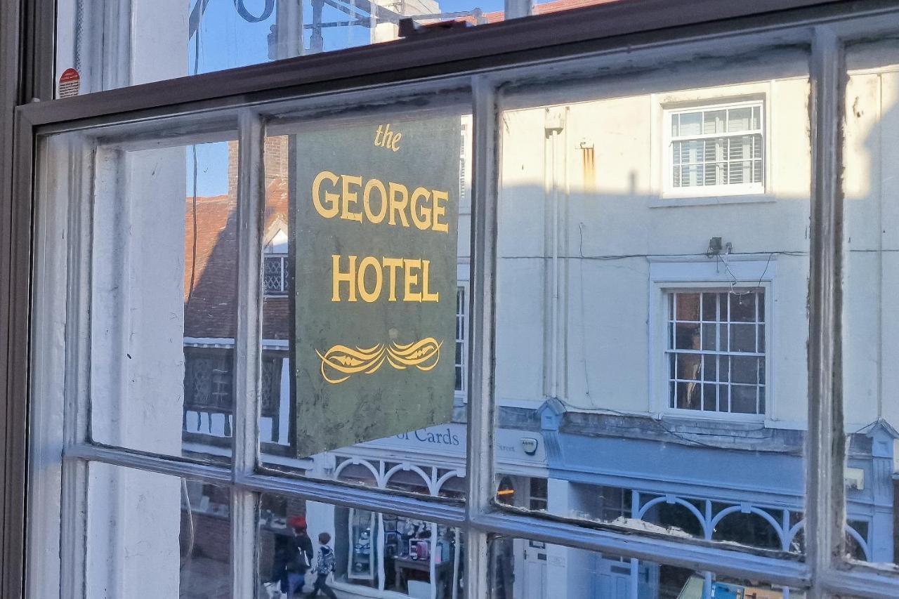 The George Hotel Battle Bagian luar foto